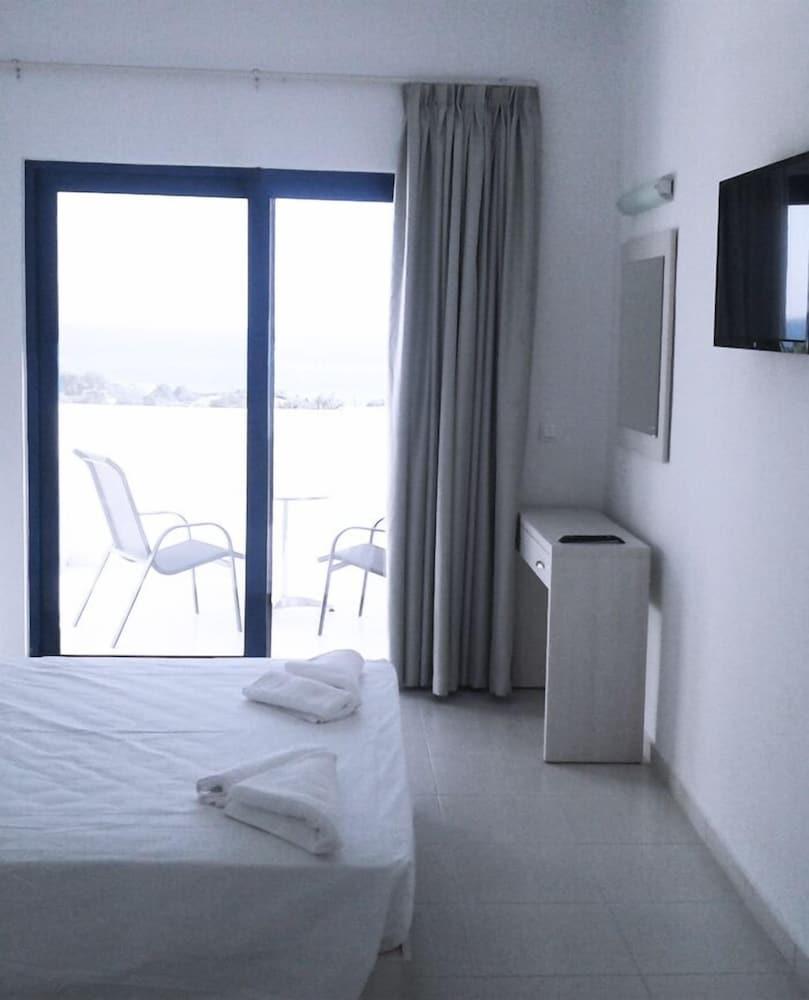 Hotel Eagles Nest Pefki